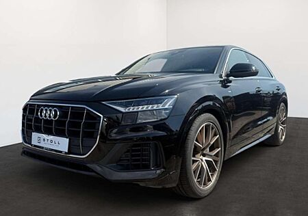 Audi Q8 55 TFSI e S Line 22''+Matrix+Kamera+Leder+++