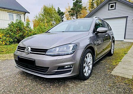 VW Golf Variant Volkswagen 2.0 TDI 4Motion Highline
