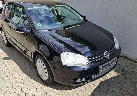 VW Golf Volkswagen Trendline