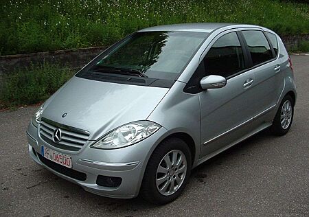 Mercedes-Benz A 180 CDI Elegance *AUTOMATIK*AHK*KLIMA*EURO4*