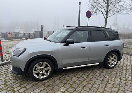 Mini One Countryman Countryman E Fav Trim VOLL XL Pkt AHK Pano ParkAss ~ BMW iX1
