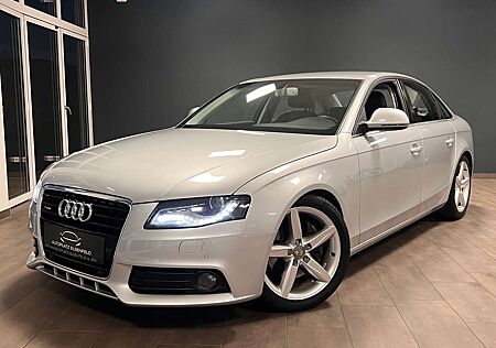 Audi A4 B8 3.2 Ambition quattro / KEYLESS / LEDER / AHK /
