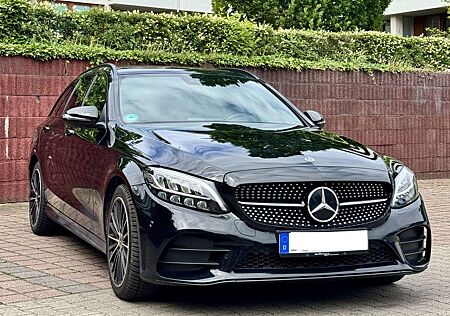 Mercedes-Benz C 300 d T 4Matic 9G-TRONIC Exclusive/Panorama