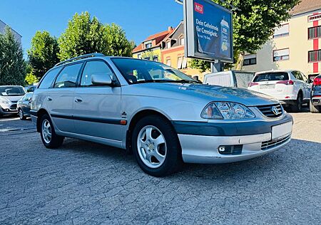 Toyota Avensis 1.8 linea terra 77TKM Klimaautomatik