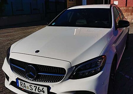Mercedes-Benz C 220 d T 9G-TRONIC AMG-NIGHT Line