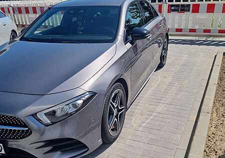 Mercedes-Benz A 180 d 7G-DCT AMG Line