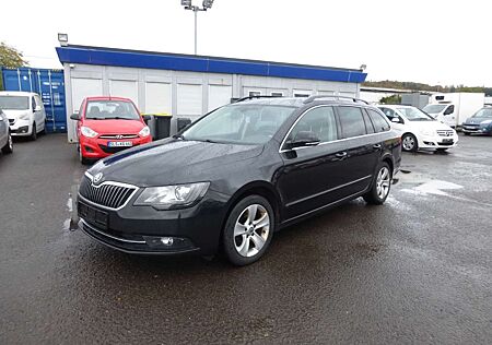 Skoda Superb 2,0TDI Combi Exclusive AUTOMATIK