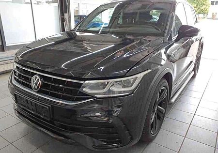 VW Tiguan Volkswagen R-Line2.0TDI DSG Matrix Navi SHZ ACC AHK