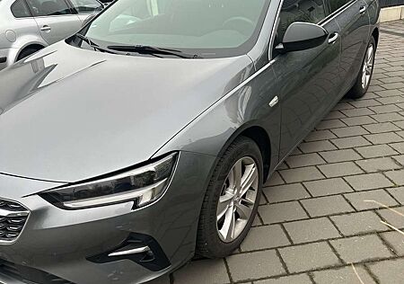 Opel Insignia Business Elegance