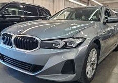 BMW 320 d xDrive Shadow WIDE*LED*CARPLAY*1-HAND*MEGA