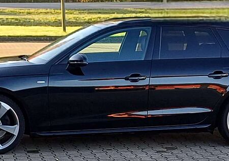 Audi A4 35 TFSI S line