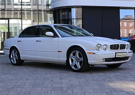 Jaguar XJ8 X350 Saloon Longwheelbase 4.2 V8