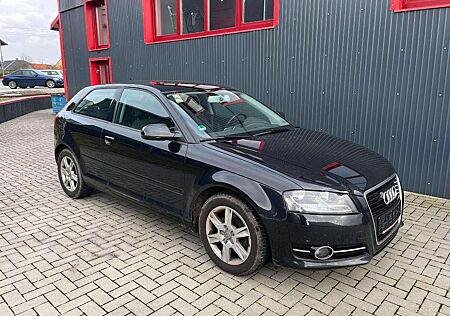 Audi A3 1.2 TFSI Attraction (8P1)