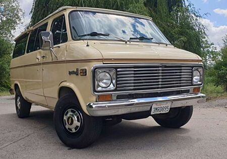 Chevrolet Chevy Van G 30