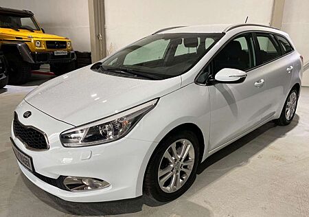 Kia XCeed Ceed SW / cee'd SW 1.6 CRDi*Xenon*Navi*SHZ*