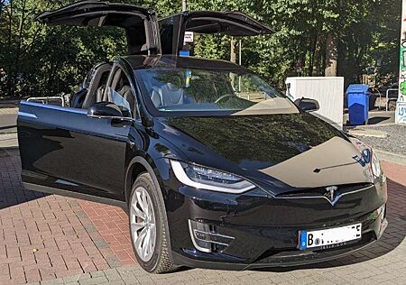 Tesla Model X Nur 28000KM / Maximale Reichweite / FSD