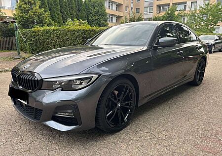 BMW 320i 320 xDrive. M Sport Shadow Automatic