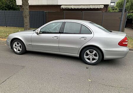 Mercedes-Benz E 200 Kompressor NGT Automatik Elegance