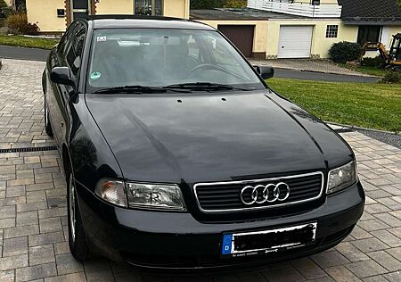 Audi A4 1.6