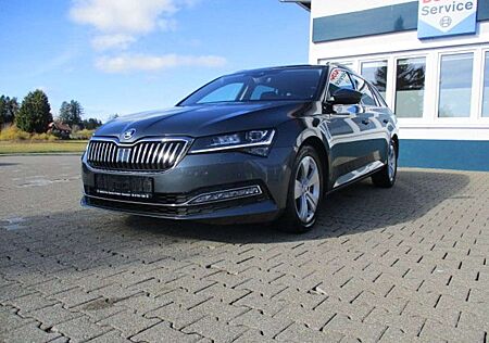 Skoda Superb Premium Edition