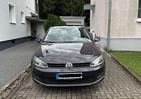 VW Golf Volkswagen 1.6 TDI BlueMotion Technology DSG Lounge