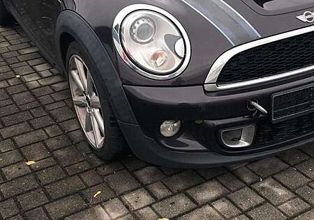 Mini Cooper SD Cabrio Highgate