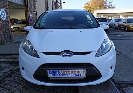 Ford Fiesta 1.25/ TÜV NEU/ Winterpaket/ PDC/ 8fach bereift