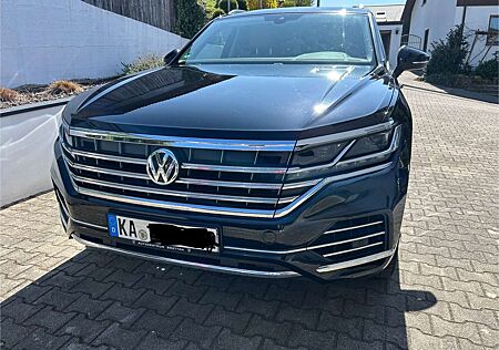 VW Touareg Volkswagen 3.0 V6 TDI Atmosphere mit LED Matrix