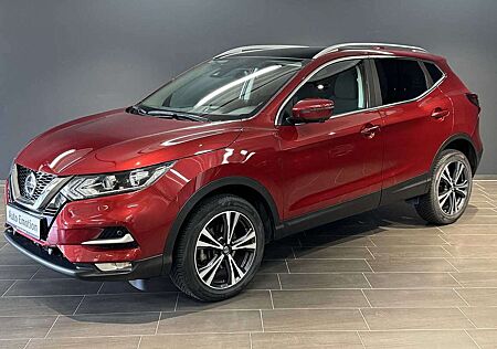 Nissan Qashqai 1.3 DIG-T DCT ZAMA Pano*Navi*