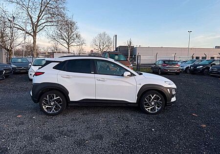 Hyundai Kona ADVANTAGE + HYBRID 2WD/NAVI/KAMERA/TÜV NEU