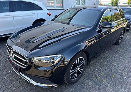 Mercedes-Benz E 220 d T 9G Avantgarde Kamera AHK LED