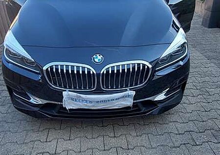 BMW 220 i Luxury Line