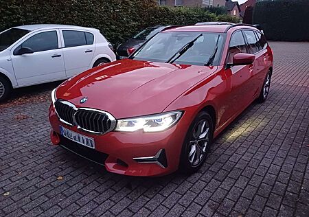 BMW 330d 330 Touring Aut. Luxury Line