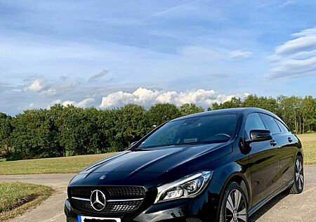 Mercedes-Benz CLA 200 Shooting Brake 7G-DCT Urban