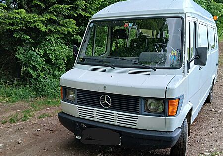 Mercedes-Benz T1 208 D 601.367