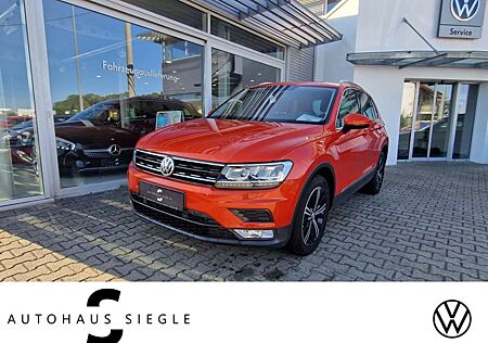 VW Tiguan Volkswagen 2.0 TDI Sound 4Motion AHK DSG Navi LED ACC Parktro