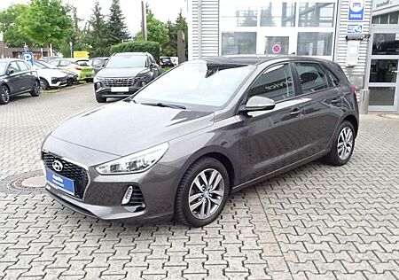 Hyundai i30 Diesel 1.6 CRDI Trend Navi Klima Kamera Bluetooth