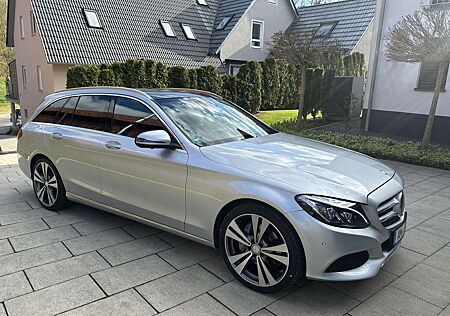 Mercedes-Benz C 250 (BlueTEC) d T 7G-TRONIC Avantgarde