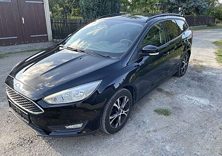 Ford Focus Turnier1.0 EcoBoost Start-Stop Aut. Titanium