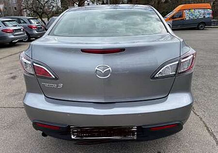 Mazda 3 1.6 MZR Exclusive-Line