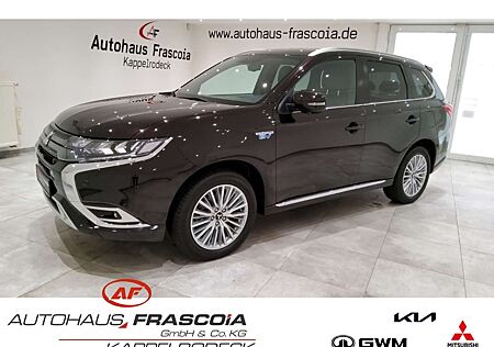Mitsubishi Outlander 2.4 PLUS Spirit 4WD Leder Navi 360grad Kam AHK abn