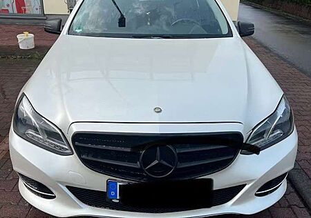 Mercedes-Benz E 200 BlueTEC 7G-TRONIC Avantgarde