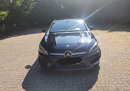 Mercedes-Benz CLA 180 Shooting Brake