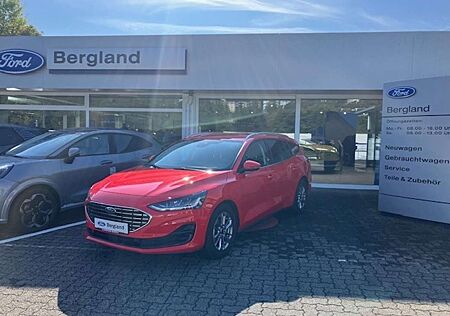Ford Focus TITANIUM TURNIER 1.0l EB 125PS Winterpaket