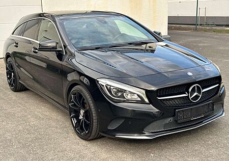 Mercedes-Benz CLA 220 d 4Matic SB TEMPO|R.KAM|PANO|AHK|LED