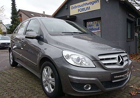 Mercedes-Benz B 180 KLIMA/PTS/AHK/ALU/