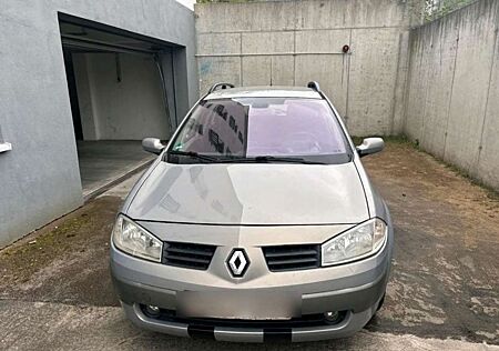 Renault Megane Privilege Automatik / Heckkamera / TÜV 11/2026