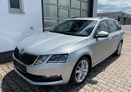 Skoda Octavia Combi Ambition 2.0TDI DSG/1.HD/MWST./SHZ