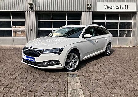 Skoda Superb Combi 1.4 TSI Style iV Automatik - Navi / AHK/ Rüc