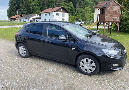 Opel Astra 1.6 CDTI DPF ecoFLEX Start/Stop Exklusiv